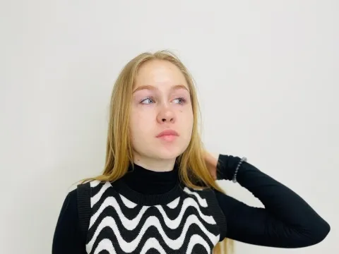 Webcam Sex Model SunnGranby on Live Jasmin